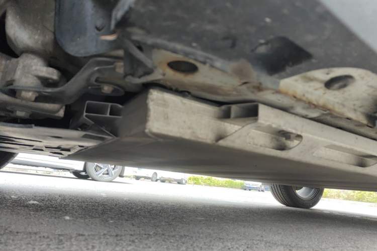 Used BAIC Beijing EX3 2019 R600 Jingyue Edition Chassis Front Left