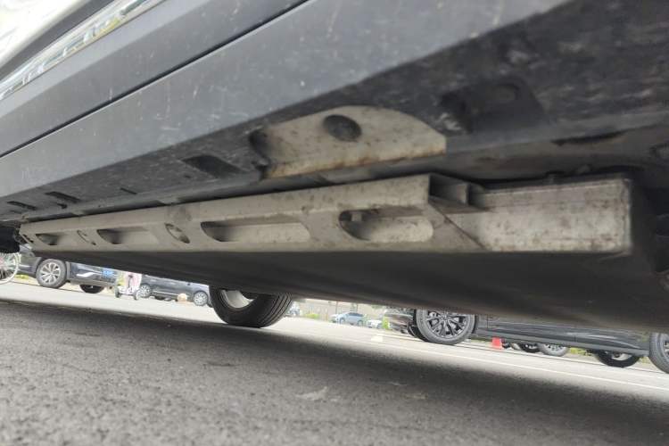 Used BAIC Beijing EX3 2019 R600 Jingyue Edition Chassis Front Right