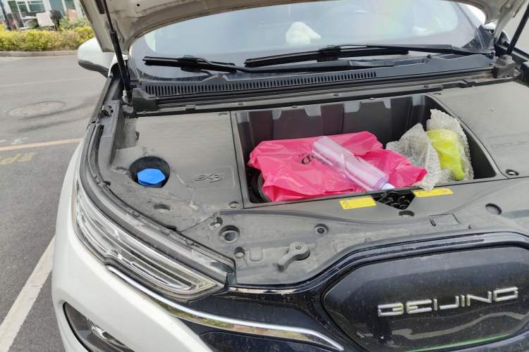 Used BAIC Beijing EX3 2019 R600 Jingyue Edition Engine Bay Right