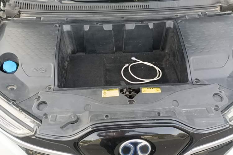 Used BAIC Beijing EX3 2019 R600 Trendy Edition Engine Bay