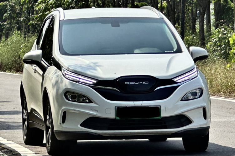 Used BAIC Beijing EX3 2019 R600 Strong Wind Edition Exterior 2