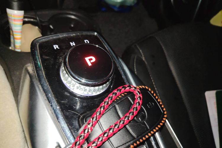 Used BAIC Beijing EX3 2019 R600 Strong Wind Edition Gear Lever