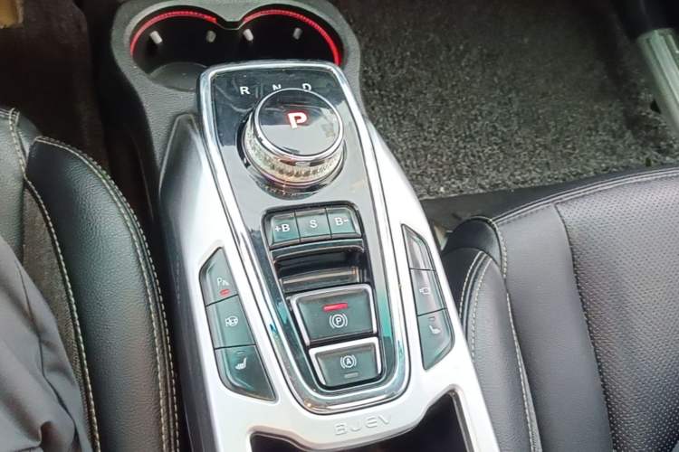 Used BAIC Beijing EX3 2019 R600 Trendy Edition Gear Lever