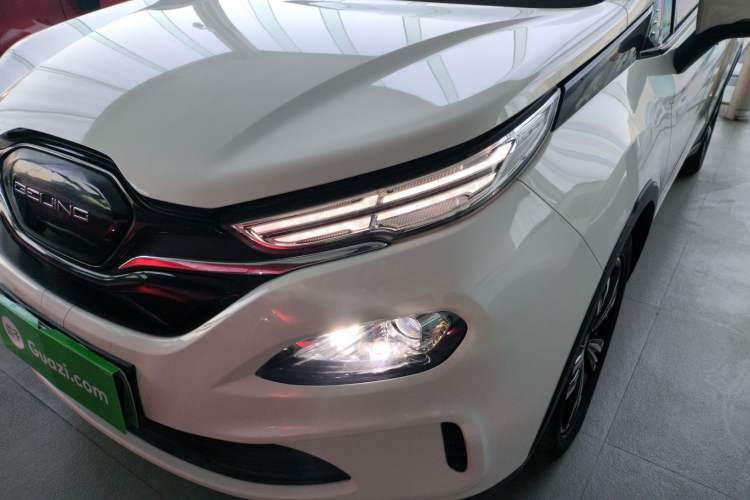 Used BAIC Beijing EX3 2019 R600 Strong Wind Edition Left Front Headlight