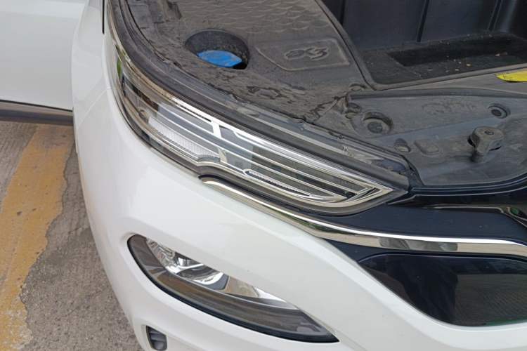 Used BAIC Beijing EX3 2019 R600 Strong Wind Edition Right Front Headlight