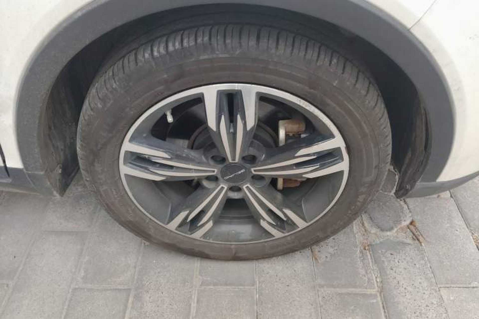 Used BAIC Beijing EX3 2019 R600 Strong Wind Edition Right Front Wheel Hub