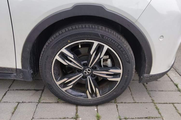 Used BAIC Beijing EX3 2019 R600 Trendy Edition Right Front Wheel Hub
