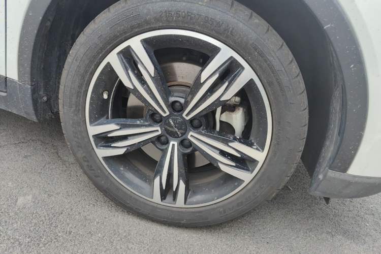 Used BAIC Beijing EX3 2019 R600 Jingyue Edition Right Front Wheel Hub