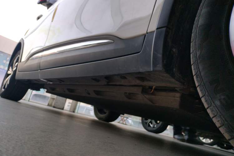 Used BAIC Beijing EX3 2019 R600 Strong Wind Edition Right Side Sill