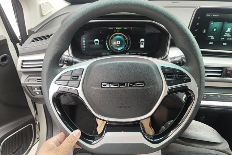 Used BAIC Beijing EX3 2019 R600 Strong Wind Edition Steering Wheel
