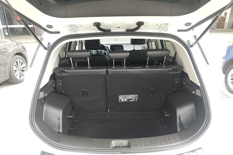Used BAIC Beijing EX3 2019 R600 Strong Wind Edition Trunk