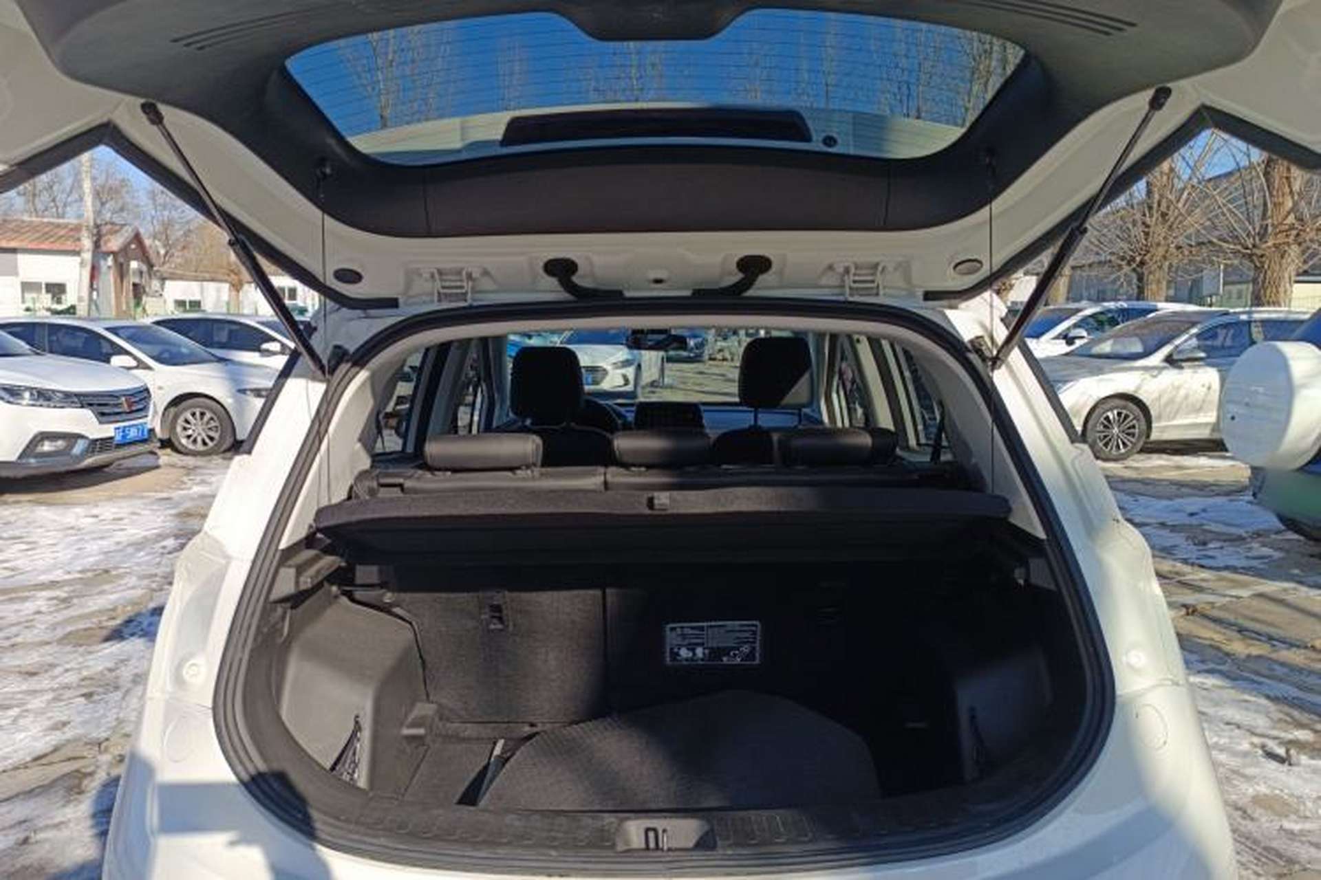 Used BAIC Beijing EX3 2019 R600 Strong Wind Edition Trunk