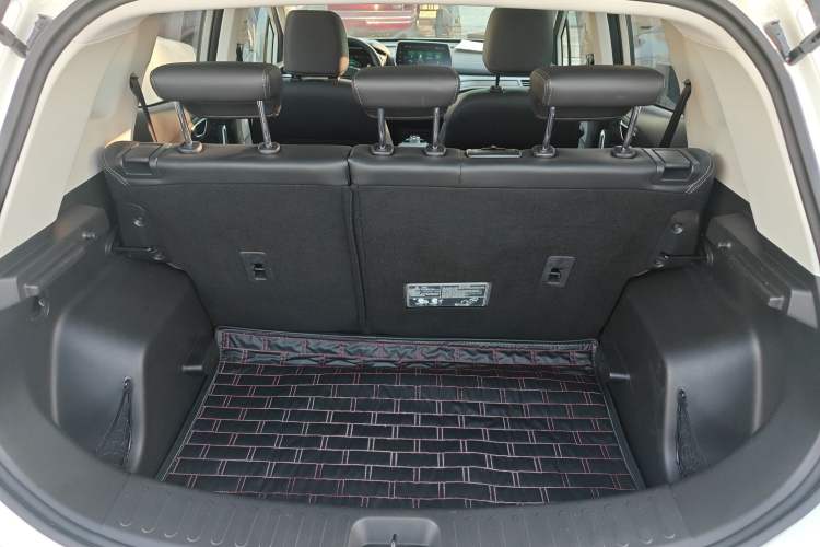 Used BAIC Beijing EX3 2019 R600 Jingshang Edition Trunk