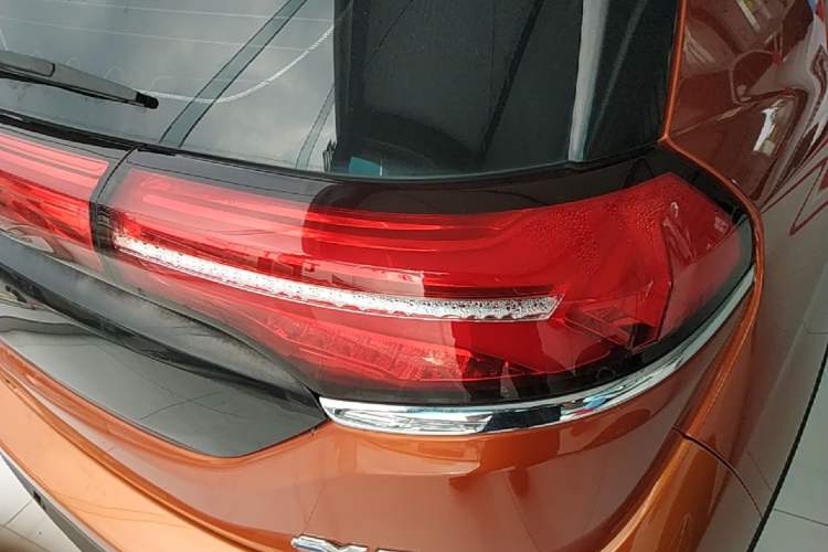 Used BAIC Beijing EX3 2019 R600 Jingshang Edition Exterior 3
