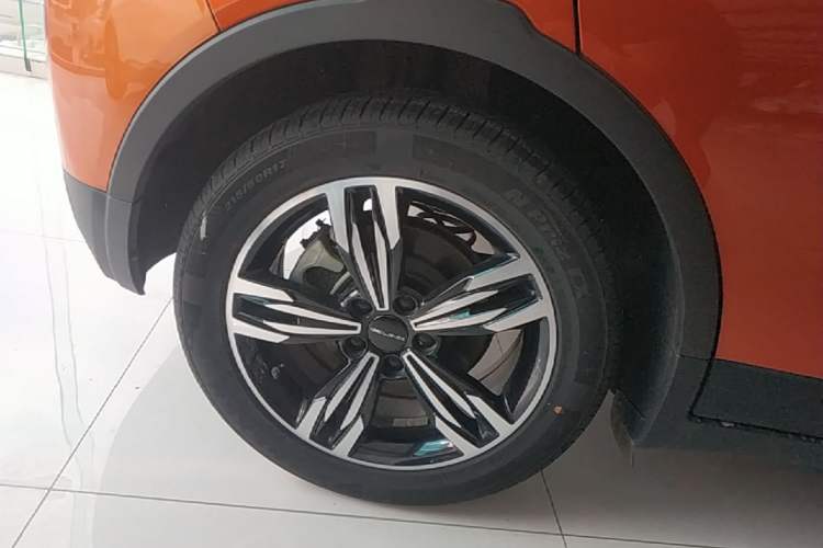 Used BAIC Beijing EX3 2019 R600 Jingshang Edition Exterior 5