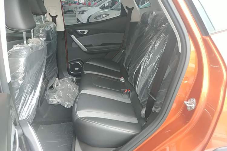Used BAIC Beijing EX3 2019 R600 Jingshang Edition Left Rear Seat
