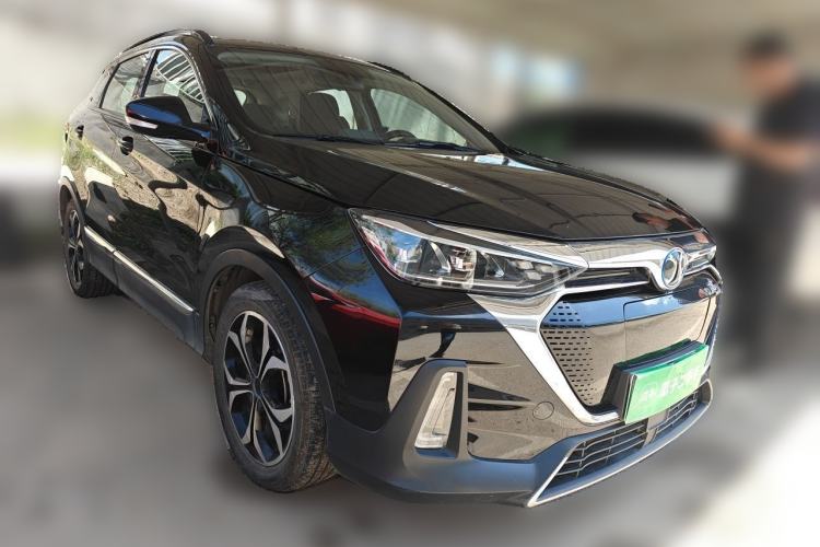 Used BAIC Beijing EX5 2019 Yuefeng Edition Front Right 45 Deg