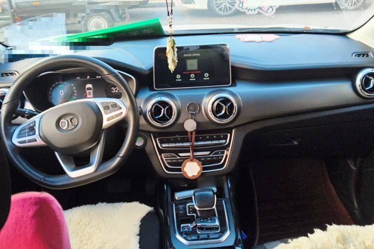 Used BAIC Beijing EX5 2019 Yuefeng Edition Center Console