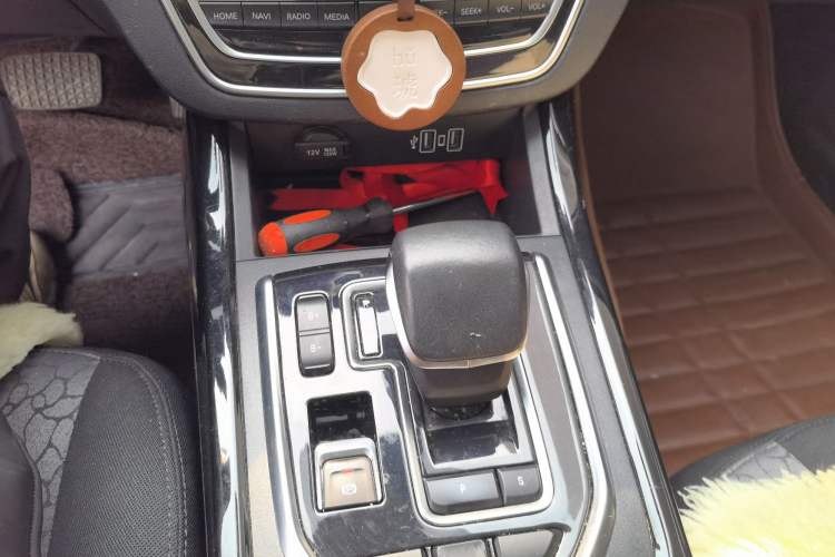 Used BAIC Beijing EX5 2019 Yuefeng Edition Gear Lever