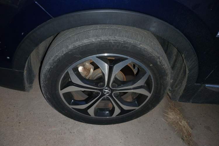 Used BAIC Beijing EX5 2019 Enjoyment Edition Left Front Wheel Hub