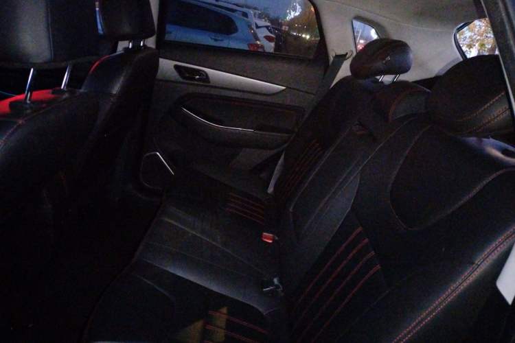 Used BAIC Beijing EX5 2019 Enjoyment Edition Left Rear Seat