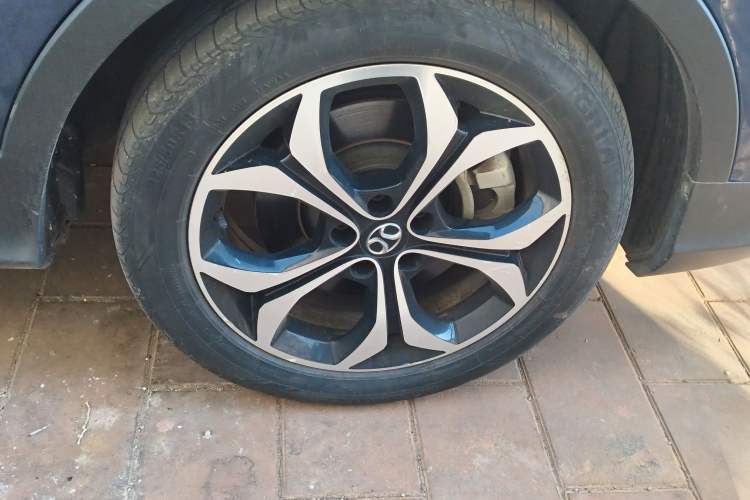 Used BAIC Beijing EX5 2019 Yuefeng Edition Right Front Wheel Hub