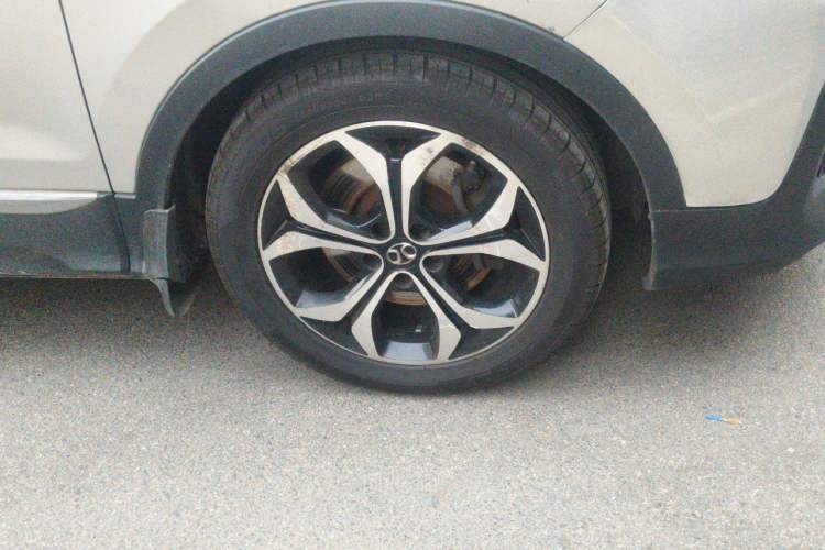 Used BAIC Beijing EX5 2019 Yuefeng Edition Right Front Wheel Hub