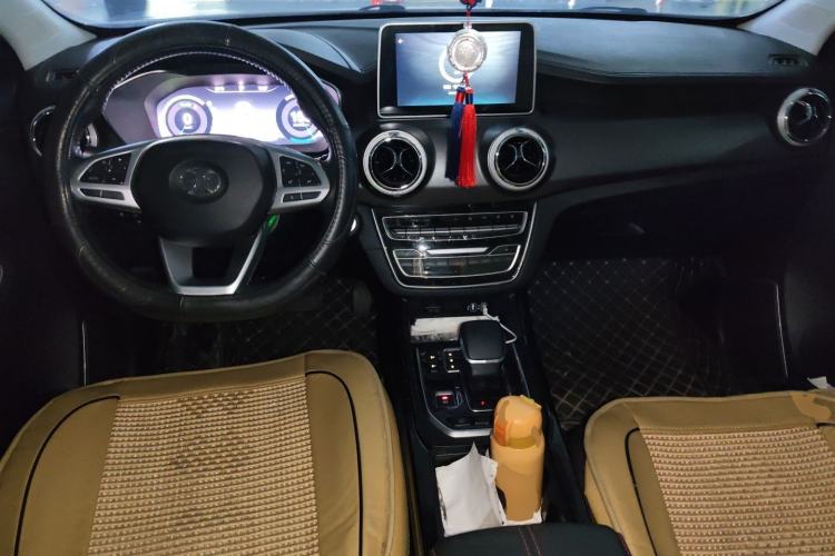 Used BAIC Beijing EX5 2019 Enjoyment Edition Center Console