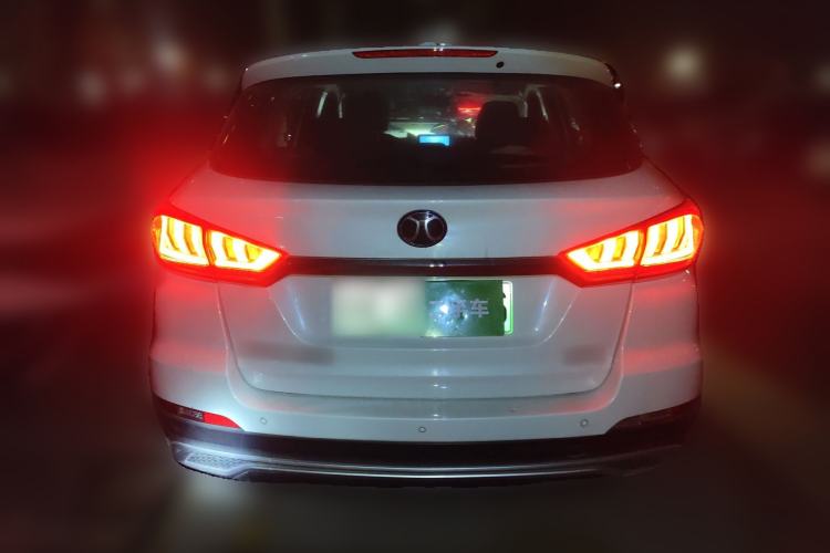Used BAIC Beijing EX5 2019 Yuefeng Edition Exterior 4