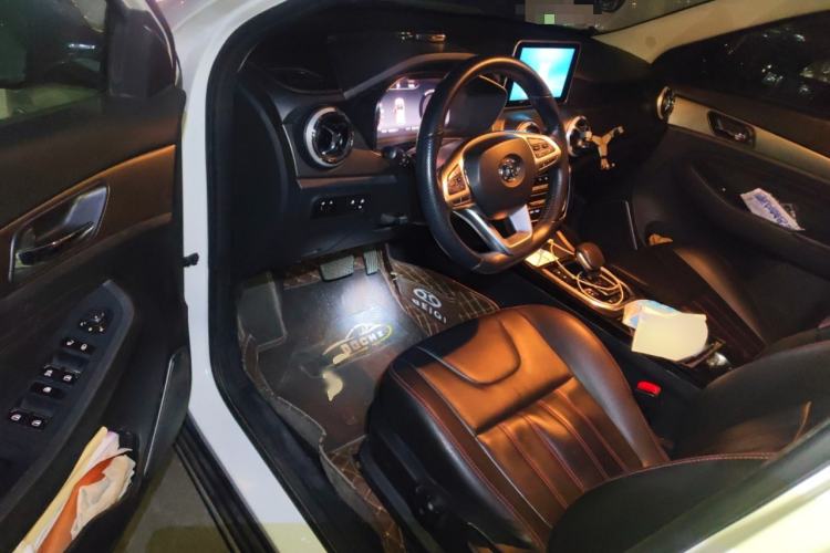 Used BAIC Beijing EX5 2019 Yuefeng Edition Interior 3