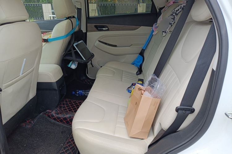 Used BAIC Beijing EX5 2019 Enjoyment Edition Left Rear Seat