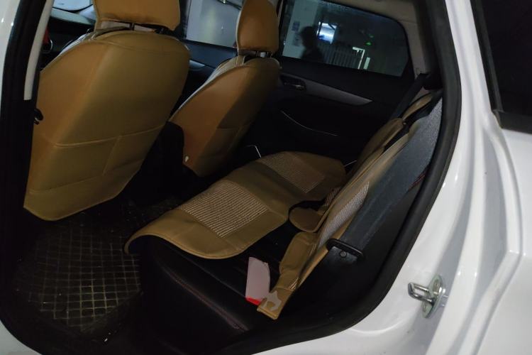 Used BAIC Beijing EX5 2019 Enjoyment Edition Left Rear Seat