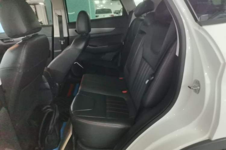 Used BAIC Beijing EX5 2019 Enjoyment Edition Left Rear Seat
