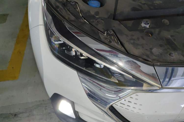 Used BAIC Beijing EX5 2019 Enjoyment Edition Right Front Headlight