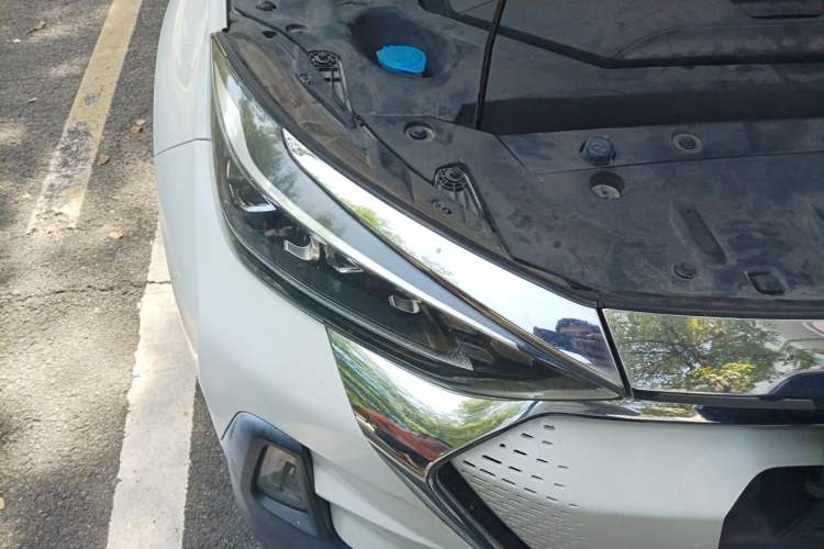 Used BAIC Beijing EX5 2019 Yuefeng Edition Right Front Headlight
