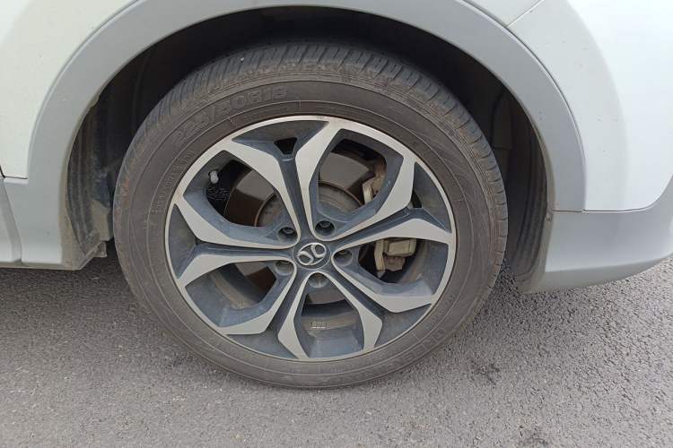 Used BAIC Beijing EX5 2019 Enjoyment Edition Right Front Wheel Hub