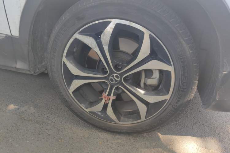 Used BAIC Beijing EX5 2019 Yuefeng Edition Right Front Wheel Hub