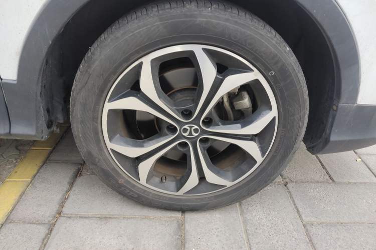 Used BAIC Beijing EX5 2019 Yuefeng Edition Right Front Wheel Hub