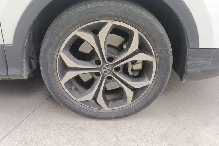 Used BAIC Beijing EX5 2019 Yuefeng Edition Right Front Wheel Hub