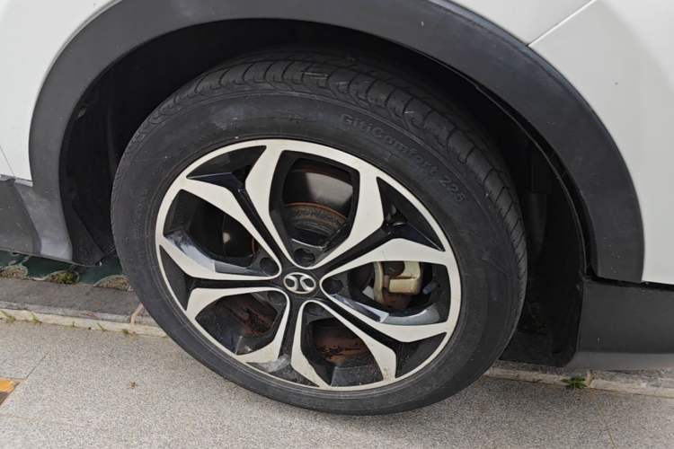 Used BAIC Beijing EX5 2019 Enjoyment Edition Right Front Wheel Hub