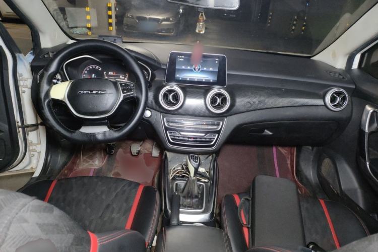 Used BAIC Beijing U5 2020 1.5L Manual Luxury Edition China V Center Console