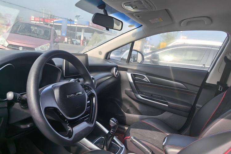 Used BAIC Beijing U5 2020 1.5L Manual Luxury Edition China VI Interior 3