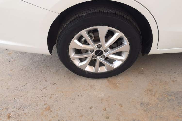 Used BAIC Beijing U5 2020 1.5L Manual Luxury Edition China VI Right Rear Wheel Hub