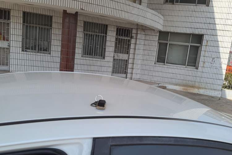 Used BAIC Beijing U5 2020 1.5L Manual Luxury Edition China VI Roof