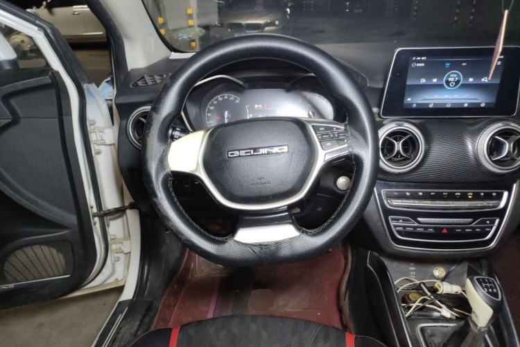 Used BAIC Beijing U5 2020 1.5L Manual Luxury Edition China V Steering Wheel