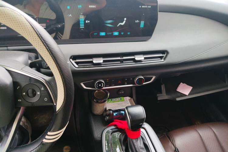 Used BAIC Beijing U5 PLUS 2021 1.5T CVT Prestige Edition Audio And AC Panel