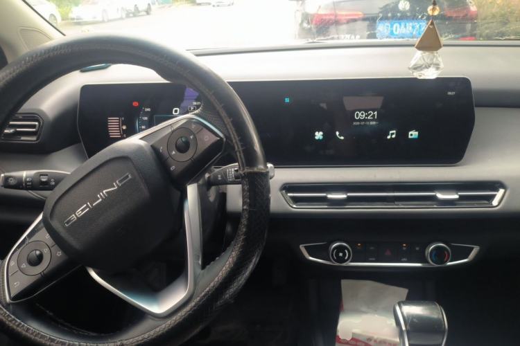 Used BAIC Beijing U5 PLUS 2021 1.5L CVT Luxury Edition Center Console