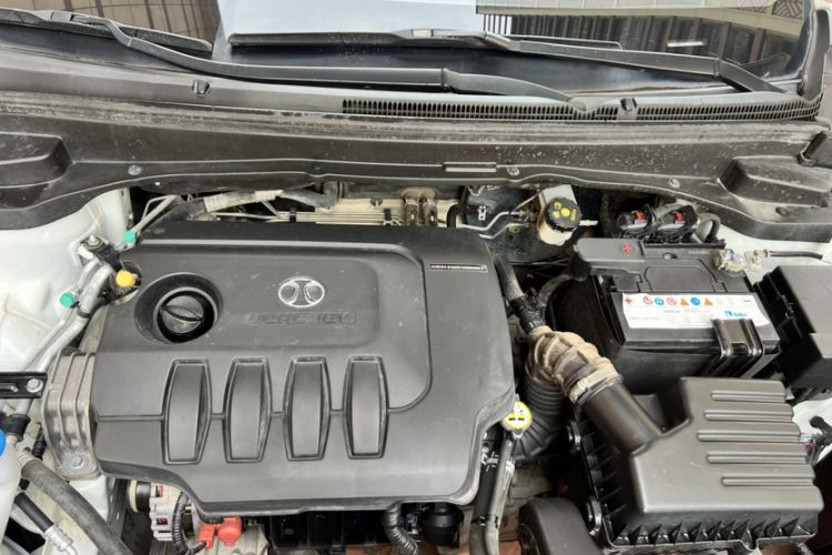 Used BAIC Beijing U5 PLUS 2021 1.5L CVT Luxury Edition Engine Bay