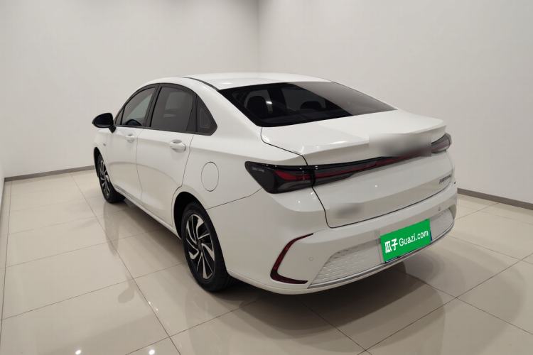 Used BAIC Beijing U5 PLUS 2021 1.5L CVT Luxury Edition Exterior 2