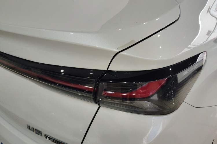 Used BAIC Beijing U5 PLUS 2021 1.5L CVT Luxury Edition Exterior 3